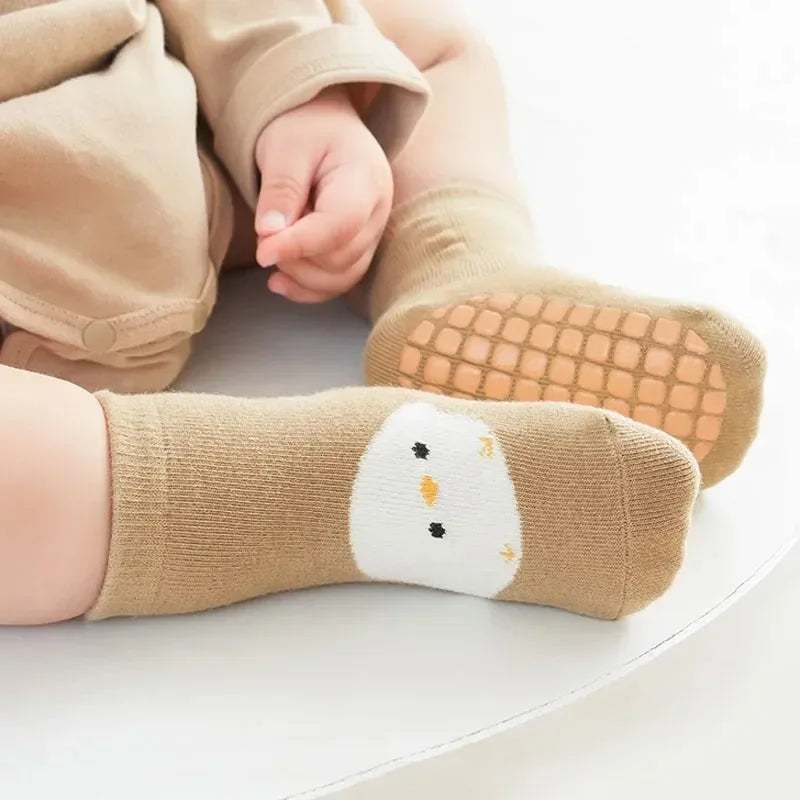 Homefish 6 Pairs Kids Non-Slip Socks – Cute Cartoon M L - Image 3