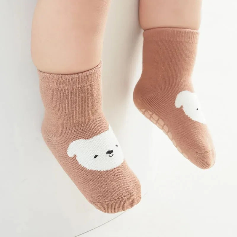 Homefish 6 Pairs Kids Non-Slip Socks – Cute Cartoon M L - Image 2
