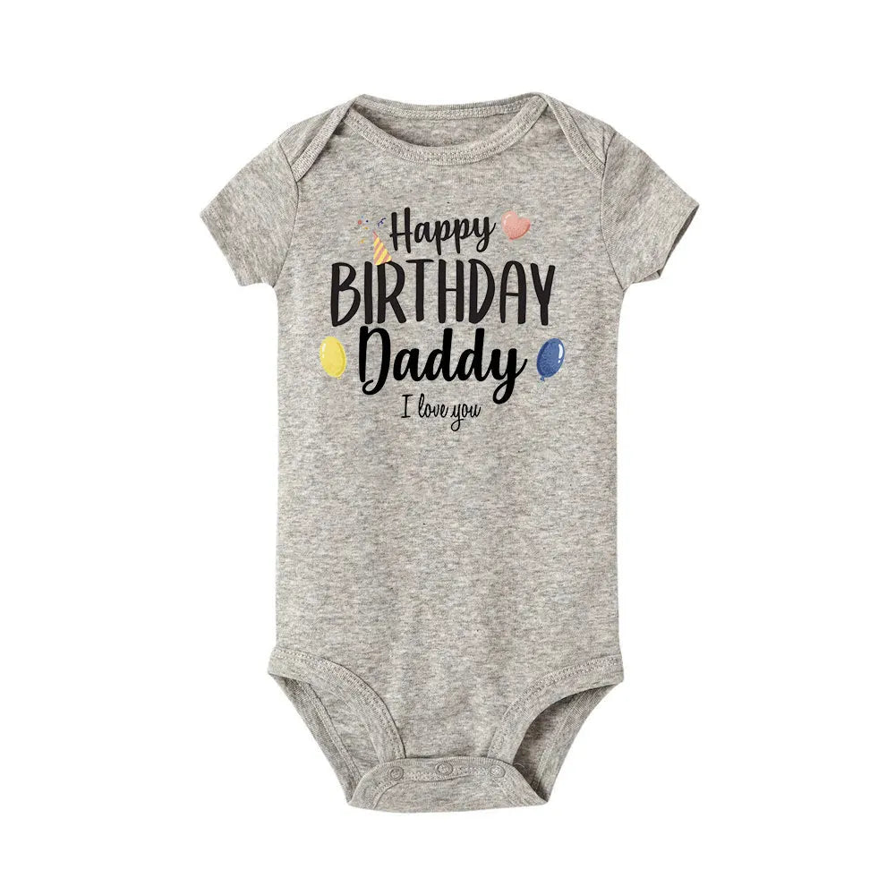 Baby bodysuit with "Happy Birthday Daddy" print, short sleeve summer romper for babies, by Nova Mart.