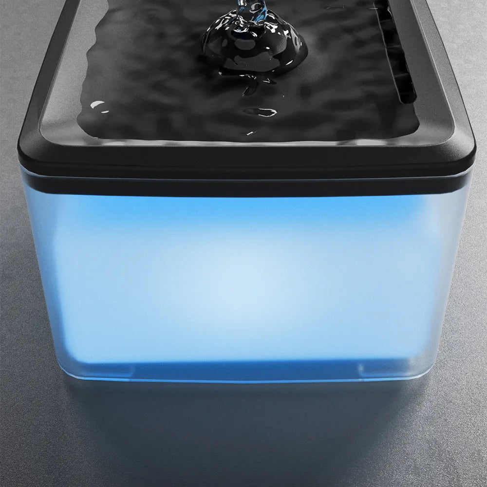 Nova Mart ultra silent pet drinking fountain with 3800ml capacity, featuring a circulating water flow for pets.